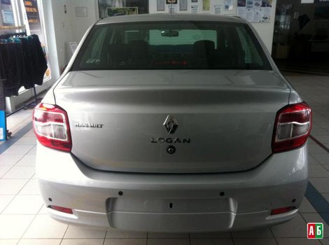 Корма и багажник модели