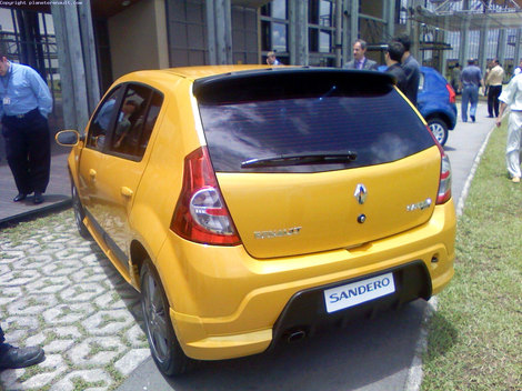Renault Sandero F1, Renault Logan F1